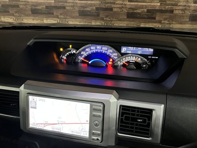 DAIHATSU WAKE 2016 Image 31