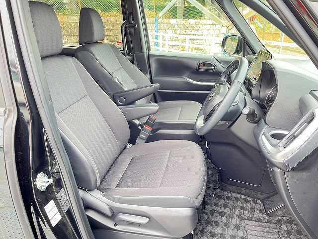 TOYOTA VOXY 2023 Image 31