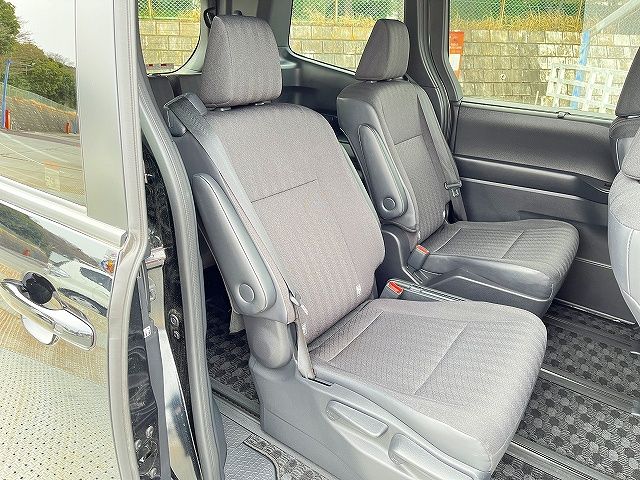 TOYOTA VOXY 2023 Image 31