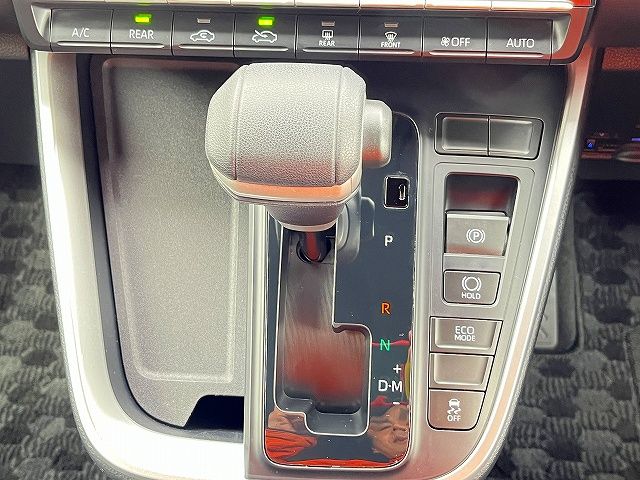 TOYOTA VOXY 2023 Image 31