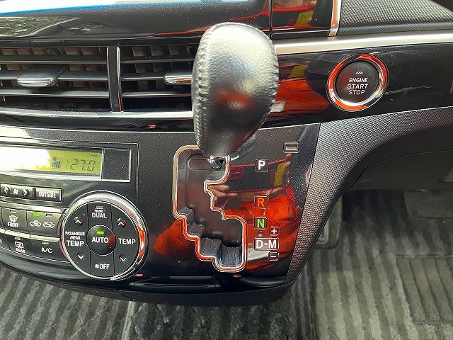 TOYOTA ESTIMA 2016 Image 31