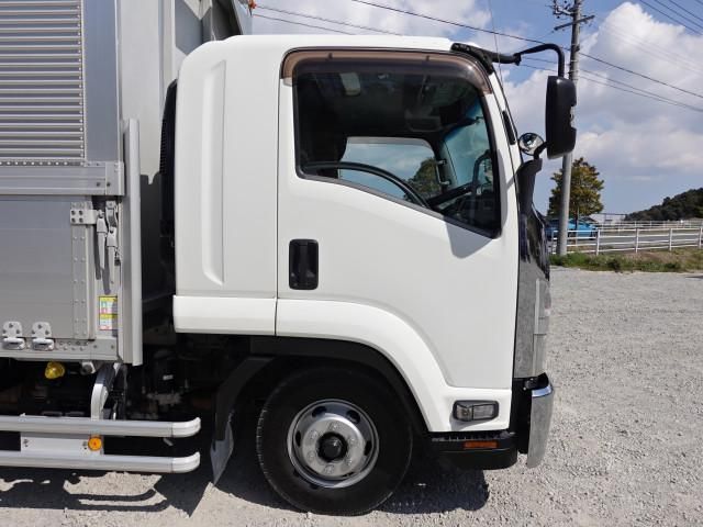 ISUZU FORWARD 2015 Image 31