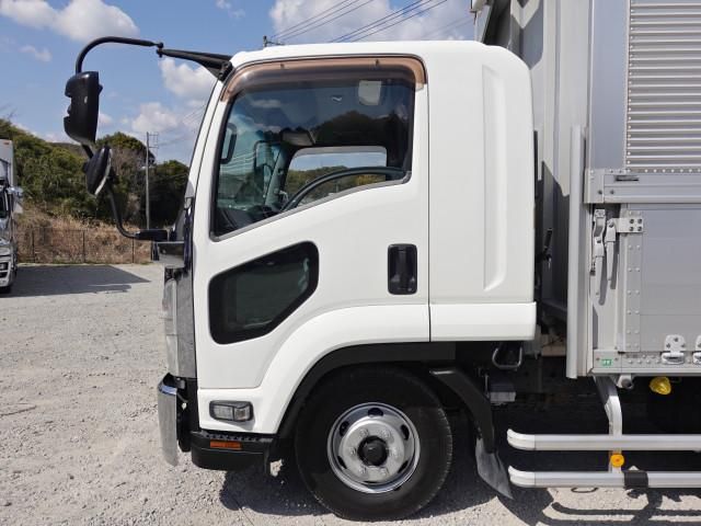 ISUZU FORWARD 2015 Image 31