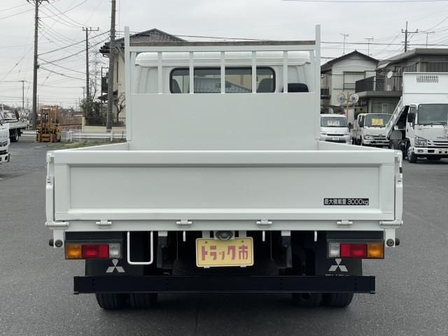 MITSUBISHI CANTER 2019 Image 31