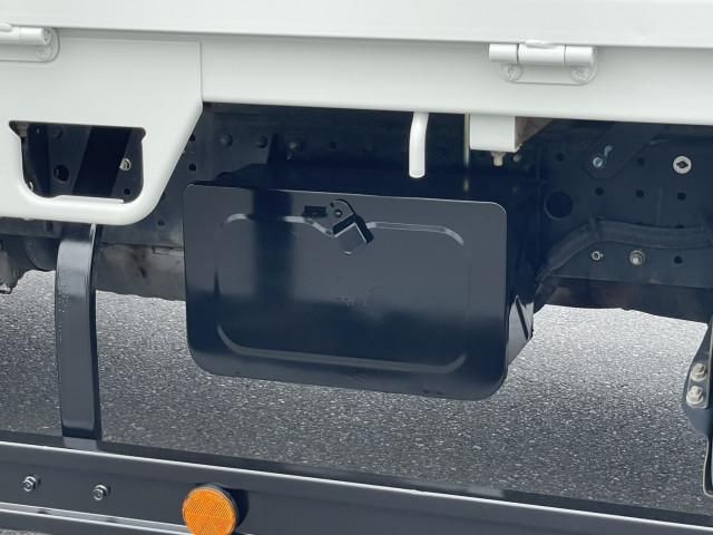 MITSUBISHI CANTER 2019 Image 31