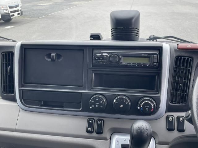 MITSUBISHI CANTER 2019 Image 31