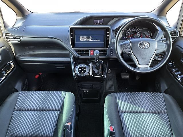 TOYOTA NOAH 2017 Image 31