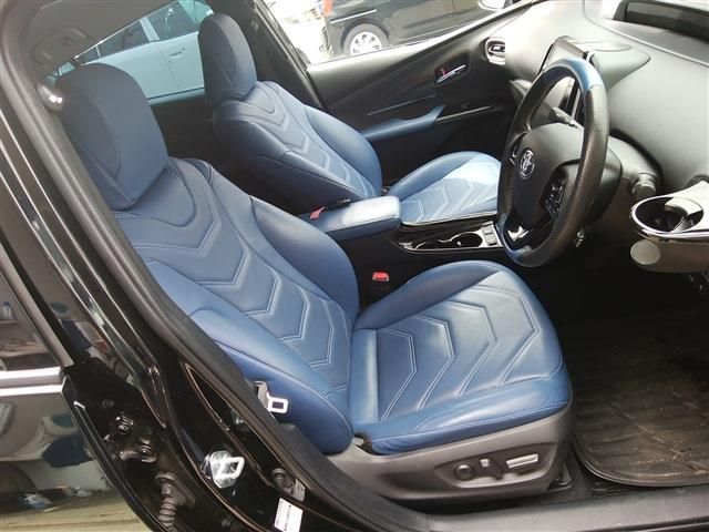 TOYOTA PRIUS PHV 2020 Image 31