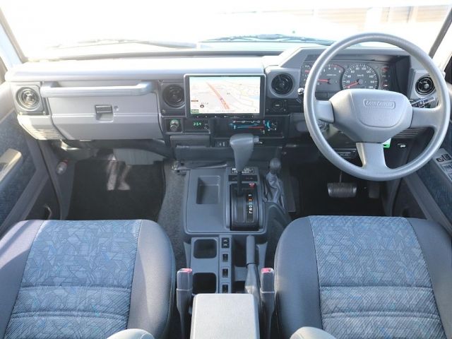 TOYOTA LANDCRUISER VAN 2001 Image 31