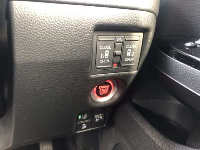 HONDA N BOX CUSTOM 2022 Image 31