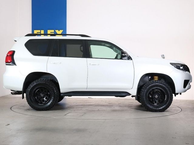 TOYOTA LANDCRUISER PRADO 2021 Image 31