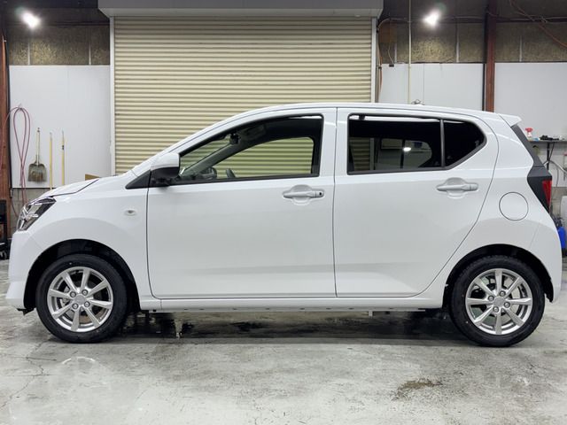 DAIHATSU MIRA E:S 2026 Image 31