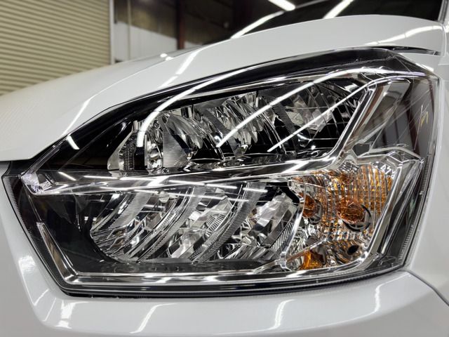 DAIHATSU MIRA E:S 2026 Image 31