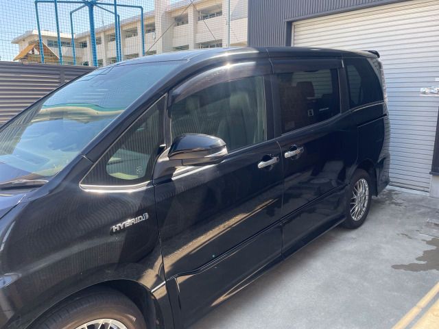 TOYOTA NOAH HYBRID 2020 Image 31