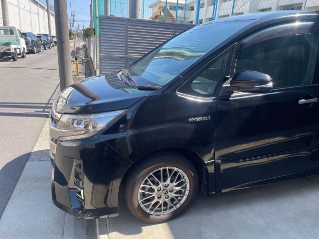 TOYOTA NOAH HYBRID 2020 Image 31