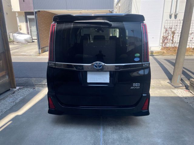 TOYOTA NOAH HYBRID 2020 Image 31