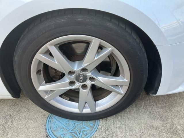 AUDI A4 2017 Image 31