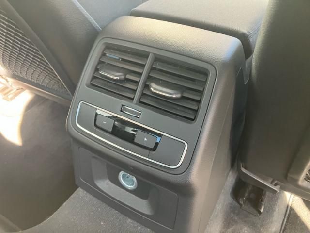 AUDI A4 2017 Image 31