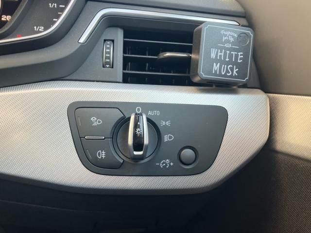 AUDI A4 2017 Image 31