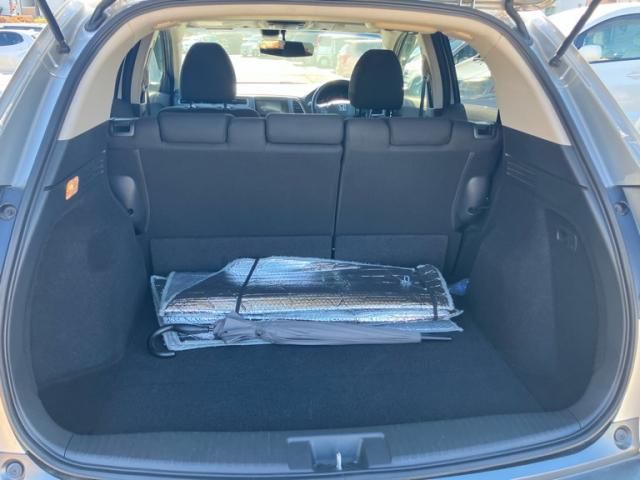 HONDA VEZEL HYBRID 2015 Image 31