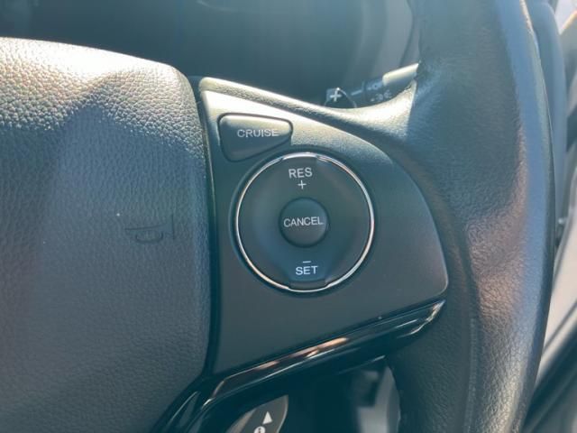 HONDA VEZEL HYBRID 2015 Image 31