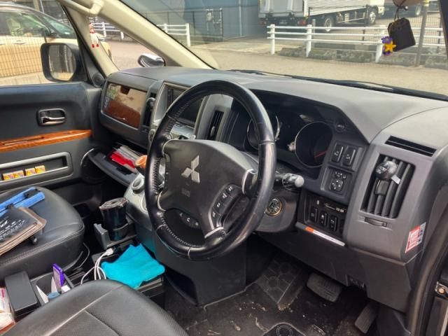 MITSUBISHI DELICA D:5 4WD 2007 Image 31