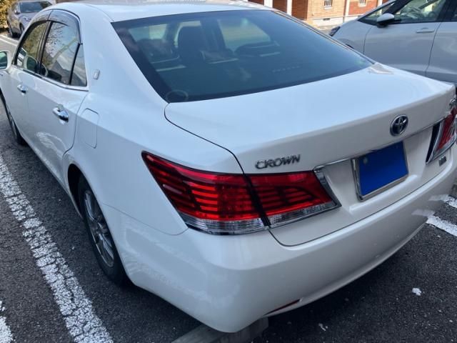 TOYOTA CROWN SEDAN HYBRID 2013 Image 31