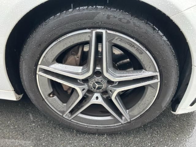 MERCEDES BENZ C CLAS 2019 Image 31
