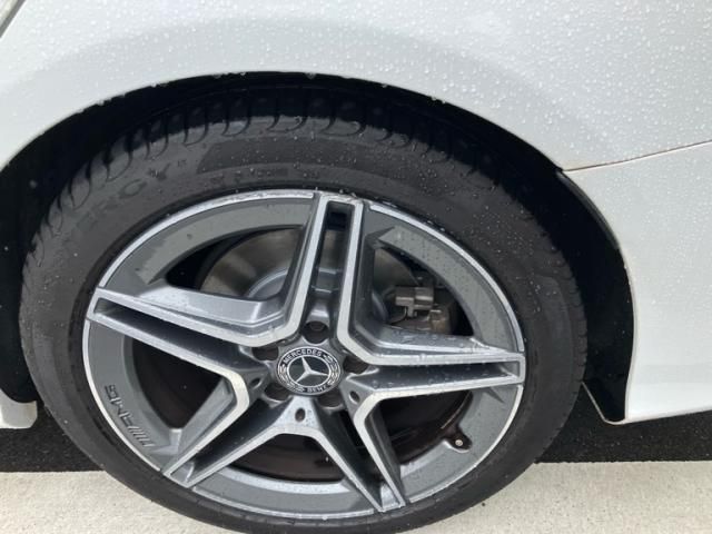 MERCEDES BENZ C CLAS 2019 Image 31