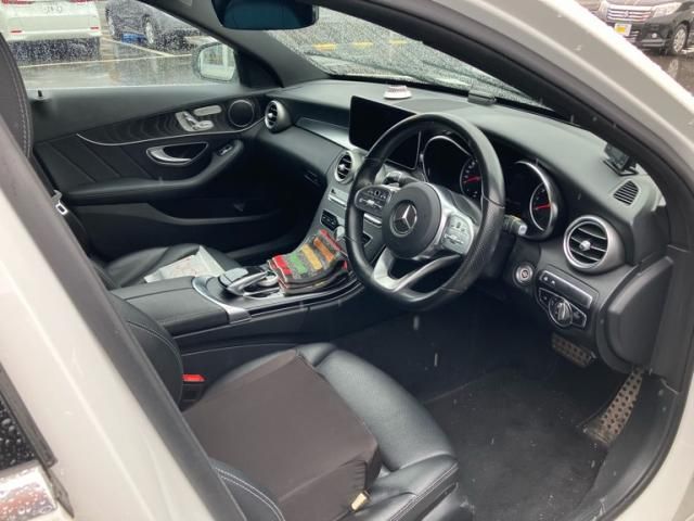 MERCEDES BENZ C CLAS 2019 Image 31