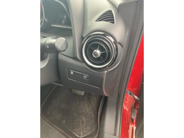 MAZDA DEMIO 2015 Image 31