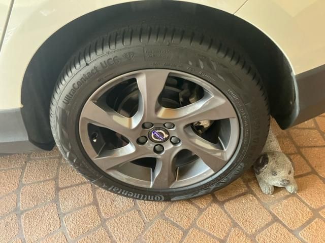 VOLVO V40 CROSS COUN 2015 Image 31