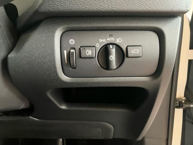 VOLVO V40 CROSS COUN 2015 Image 31