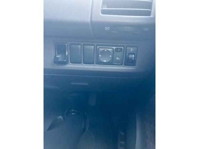 NISSAN MARCH 2010 Image 31