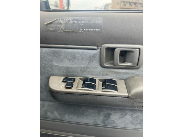 TOYOTA LANDCRUISER PRADO 1994 Image 31