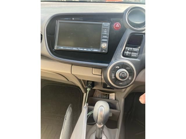 HONDA INSIGHT 2010 Image 31