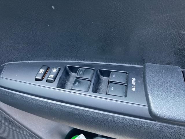 TOYOTA COROLLA FIELDER 4WD 2016 Image 31