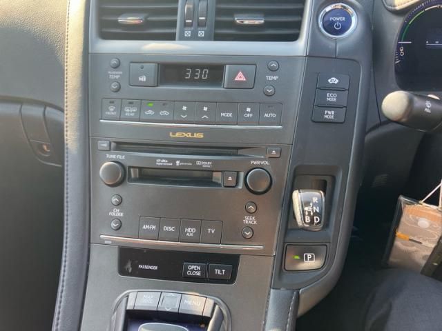 TOYOTA LEXUS HS250H 2010 Image 31