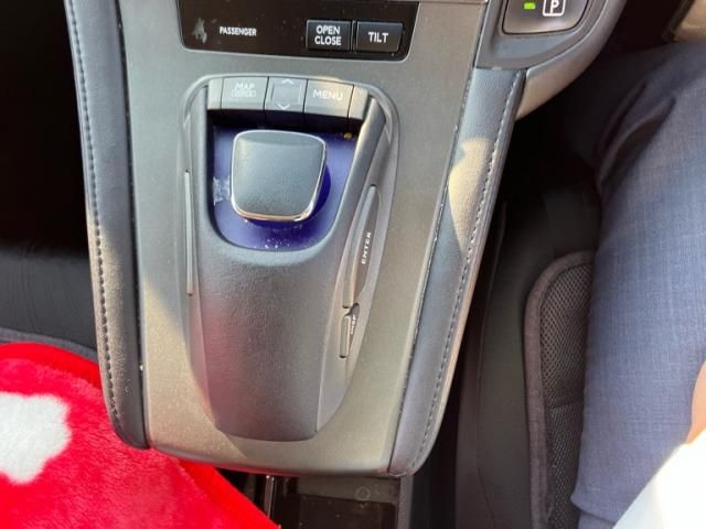 TOYOTA LEXUS HS250H 2010 Image 31