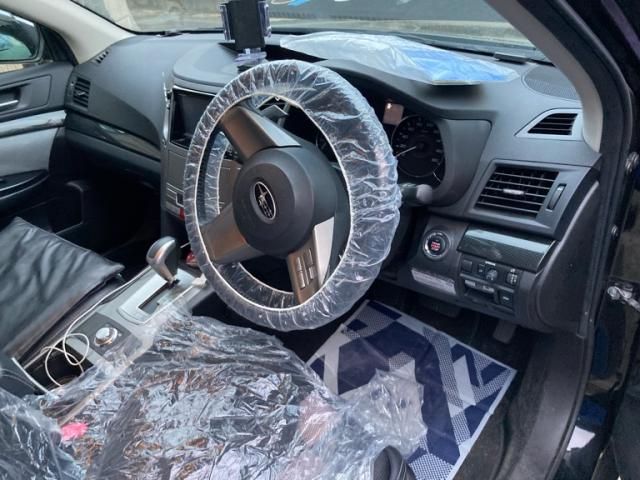 SUBARU LEGACY OUTBACK 2011 Image 31