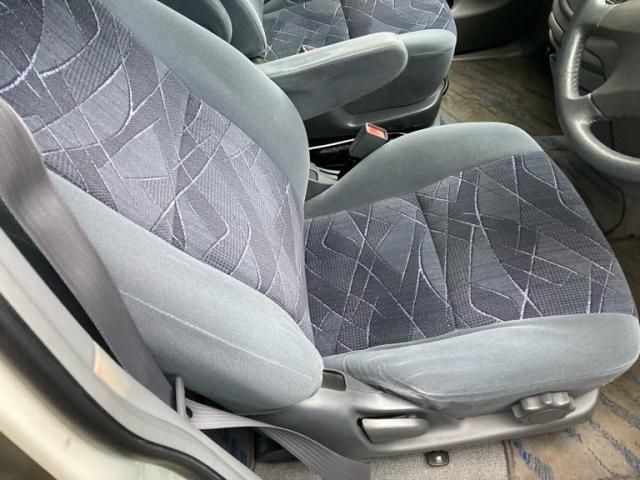 TOYOTA ESTIMA 2001 Image 31