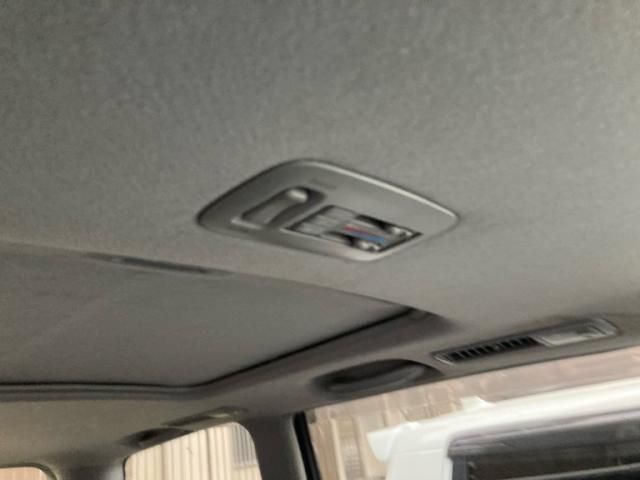 TOYOTA ESTIMA 2001 Image 31