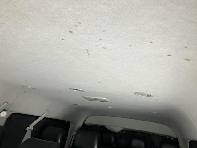 TOYOTA HIACE WAGON 2010 Image 31