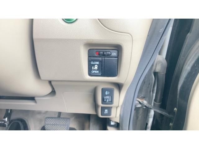 HONDA N_BOX 2013 Image 31