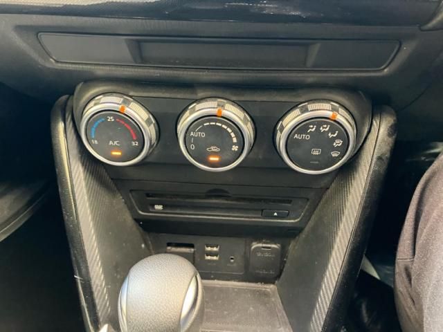 MAZDA DEMIO 2015 Image 31