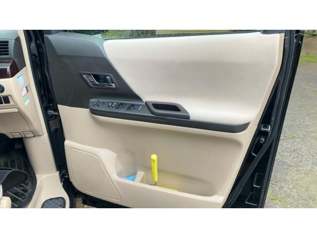 TOYOTA ALPHARD 4WD 2013 Image 31