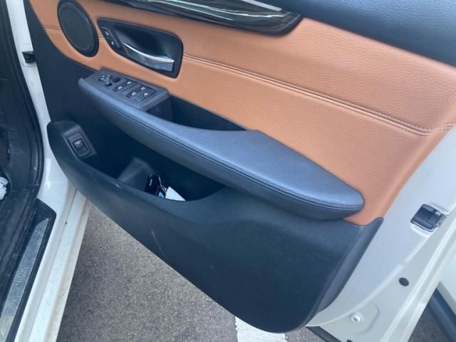 BMW 2SERIES ACTIVE T 2017 Image 31