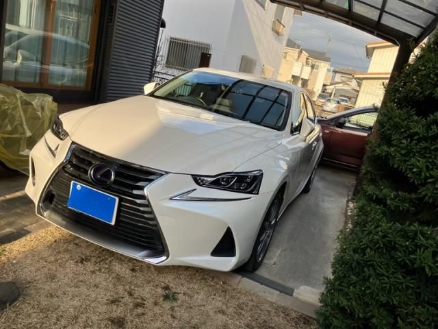 TOYOTA LEXUS IS300H 2019 Image 31