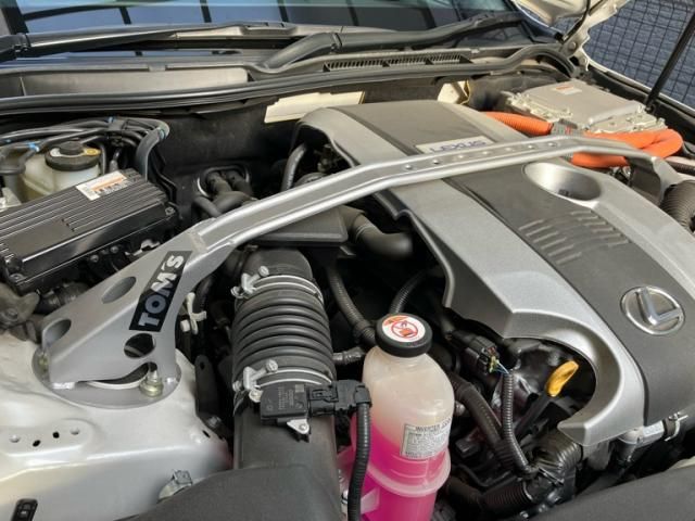 TOYOTA LEXUS IS300H 2019 Image 31