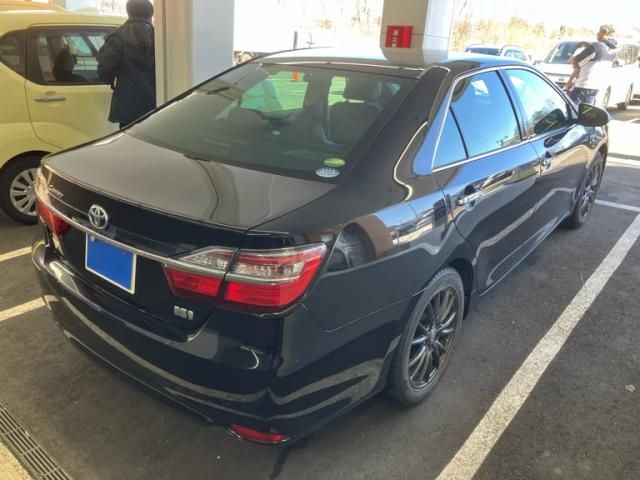 TOYOTA CAMRY HYBRID 2015 Image 31